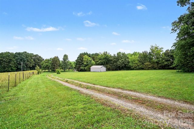 511 Salem Church Road, Maiden, NC 28650