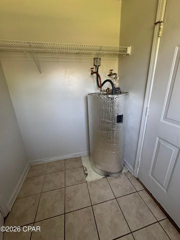 2632 Mashburn Road, Marianna, FL 32448