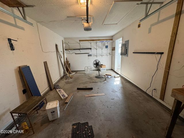 2632 Mashburn Road, Marianna, FL 32448