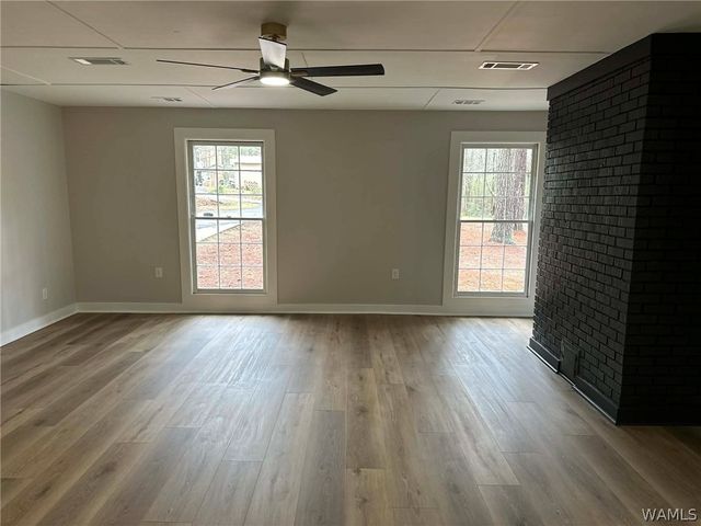 616 7th NW, Reform, AL 35481