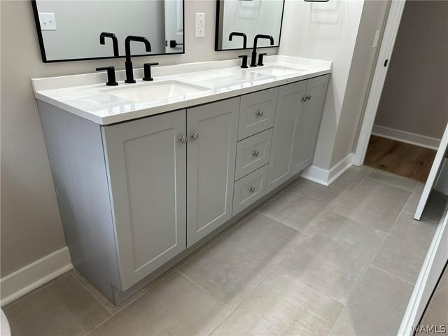 616 7th NW, Reform, AL 35481