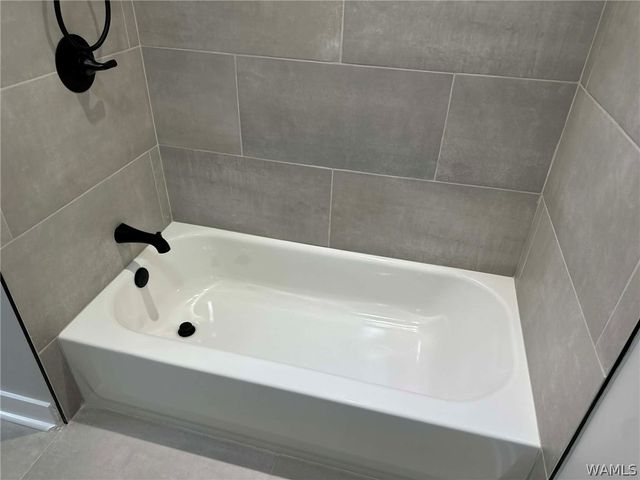 616 7th NW, Reform, AL 35481