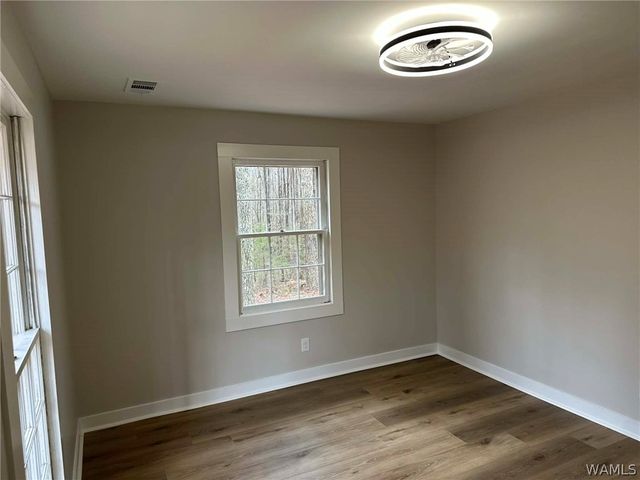 616 7th NW, Reform, AL 35481