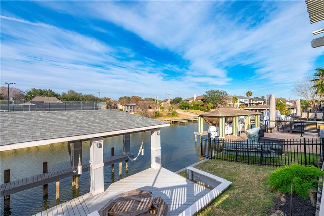 2538 Du Lac Trace, Seabrook, TX 77586