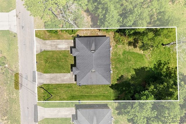 9271 N Peachtree Way, Citrus Springs, FL 34434