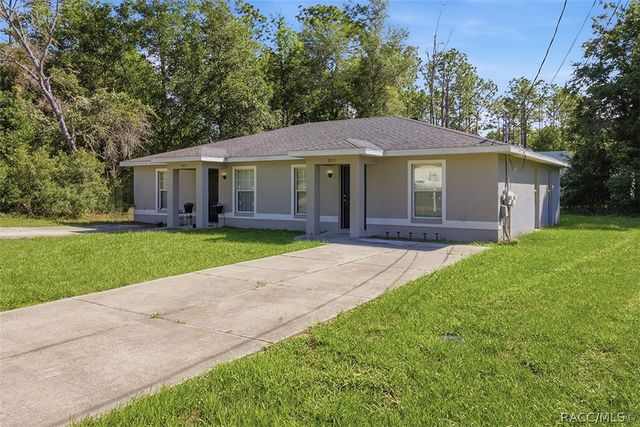 9271 N Peachtree Way, Citrus Springs, FL 34434
