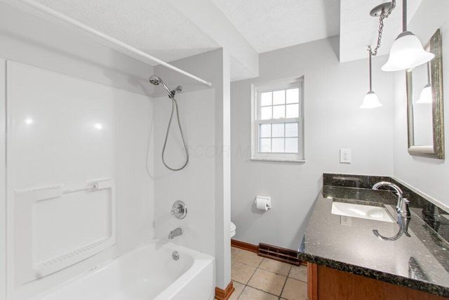707 Havens Corners Road, Gahanna, OH 43230