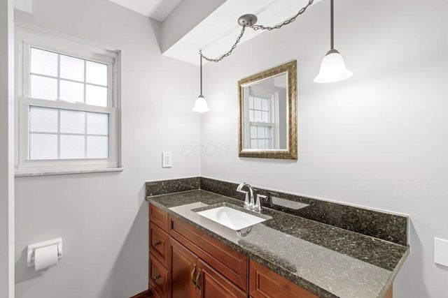 707 Havens Corners Road, Gahanna, OH 43230