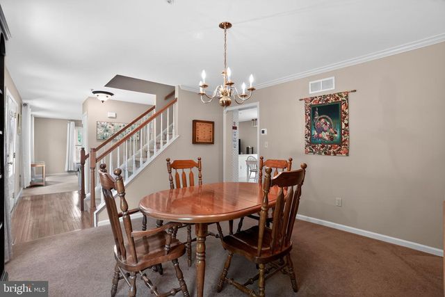 210 GYPSIE LN, West Chester, PA 19380