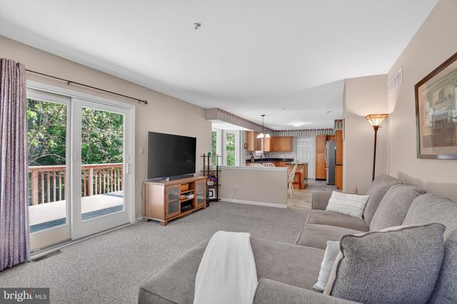 210 GYPSIE LN, West Chester, PA 19380