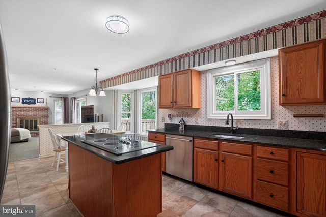 210 GYPSIE LN, West Chester, PA 19380