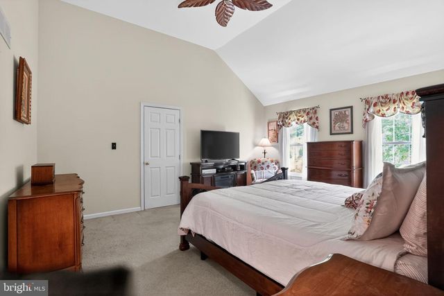210 GYPSIE LN, West Chester, PA 19380