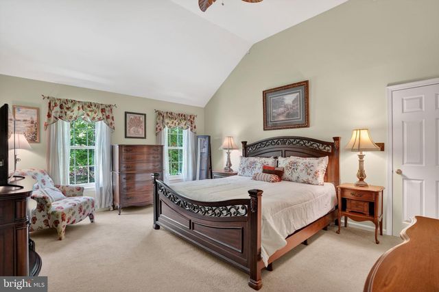 210 GYPSIE LN, West Chester, PA 19380