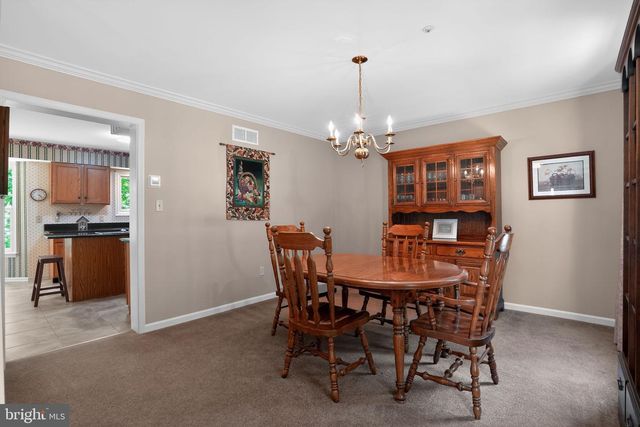 210 GYPSIE LN, West Chester, PA 19380