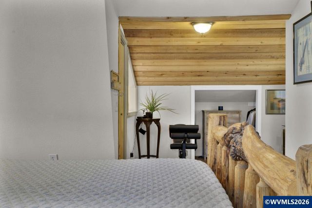 23830 Old Peak Rd, Philomath, OR 97370