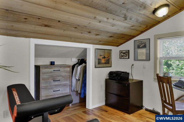 23830 Old Peak Rd, Philomath, OR 97370