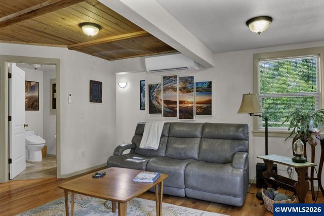 23830 Old Peak Rd, Philomath, OR 97370