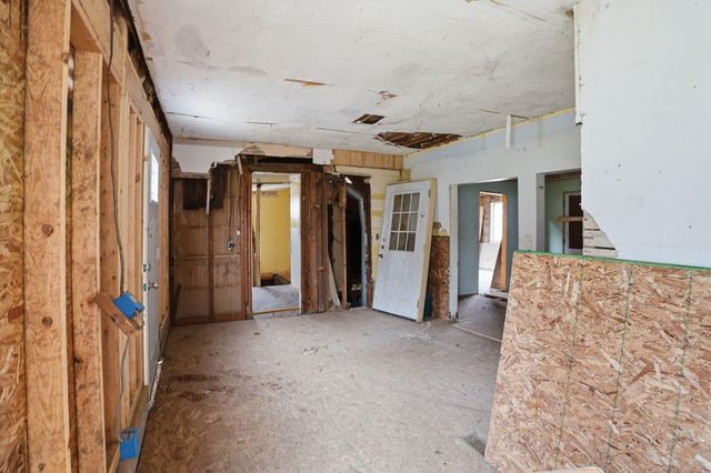 187 New Street, Galesburg, MI 49053
