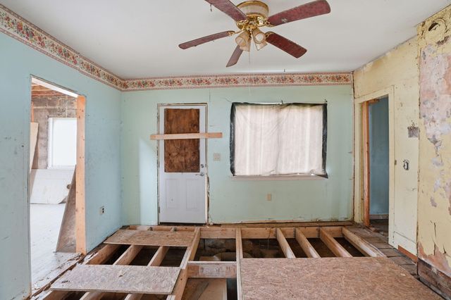 187 New Street, Galesburg, MI 49053