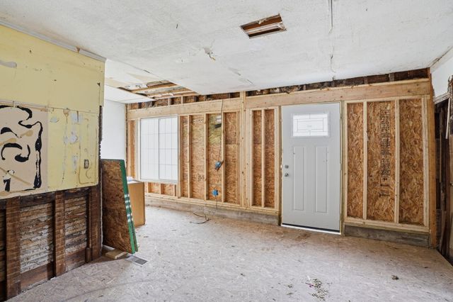 187 New Street, Galesburg, MI 49053