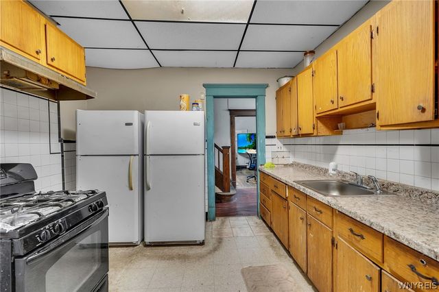 125 Winspear Avenue, Buffalo, NY 14214
