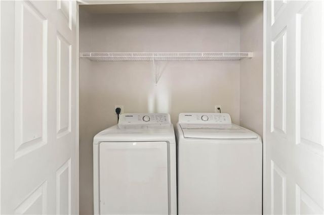 5559 Strathmoor Manor Circle, Lithonia, GA 30058