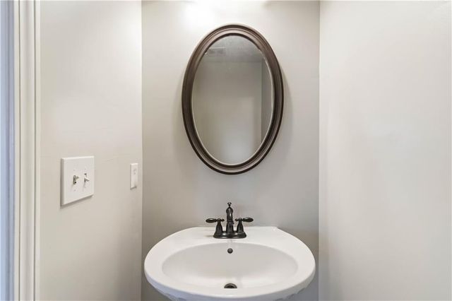 5559 Strathmoor Manor Circle, Lithonia, GA 30058