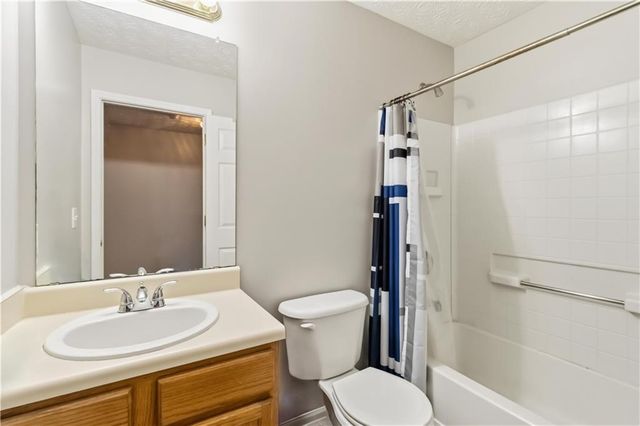 5559 Strathmoor Manor Circle, Lithonia, GA 30058