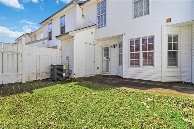 5559 Strathmoor Manor Circle, Lithonia, GA 30058