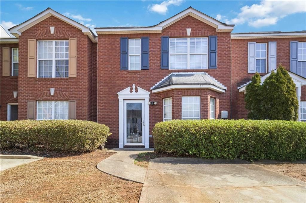 5559 Strathmoor Manor Circle, Lithonia, GA 30058