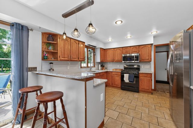 4 Stottle Lane, Glenville, NY 12302