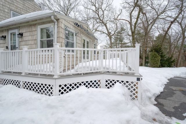 193 Vincent Rd, Dedham, MA 02026