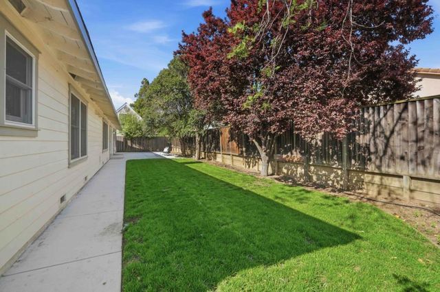 17266 James Lex Lane, Morgan Hill, CA 95037