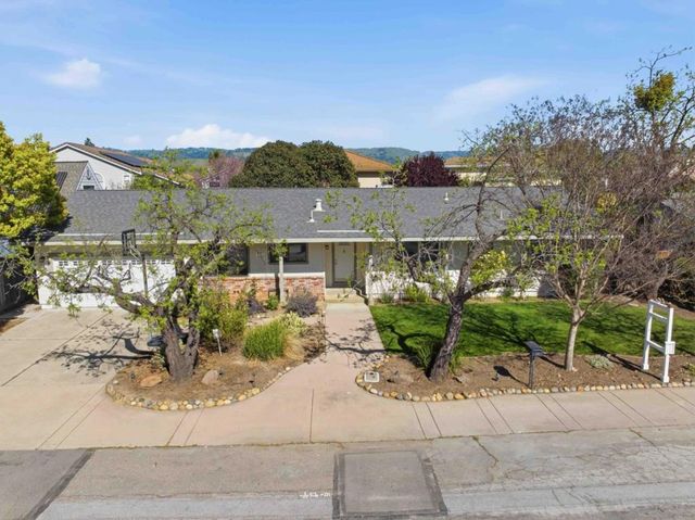 17266 James Lex Lane, Morgan Hill, CA 95037