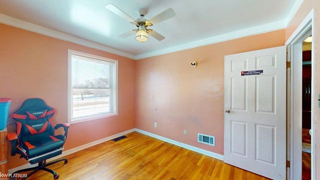 26671 Belleair Street, Roseville, MI 48066