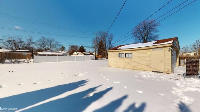 26671 Belleair Street, Roseville, MI 48066