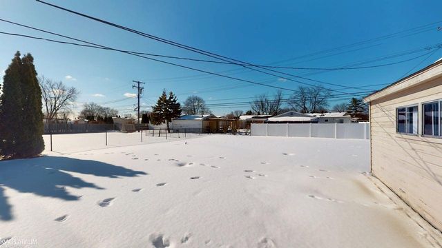 26671 Belleair Street, Roseville, MI 48066