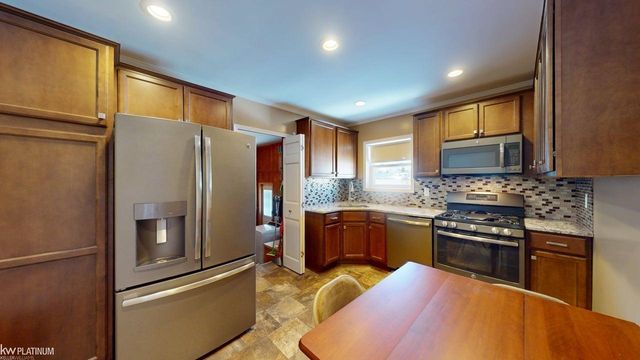 26671 Belleair Street, Roseville, MI 48066