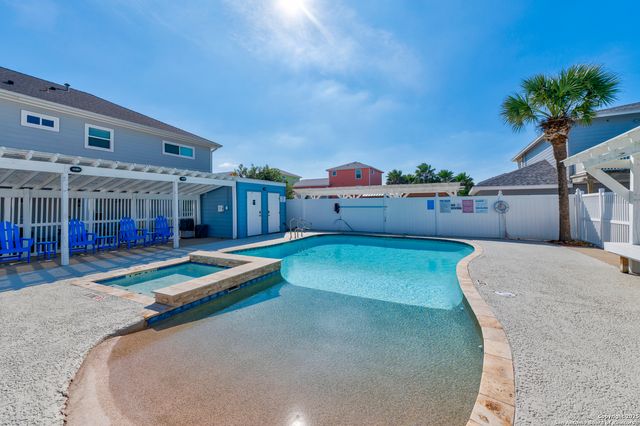 1901 S Station St #121, Port Aransas, TX 78373