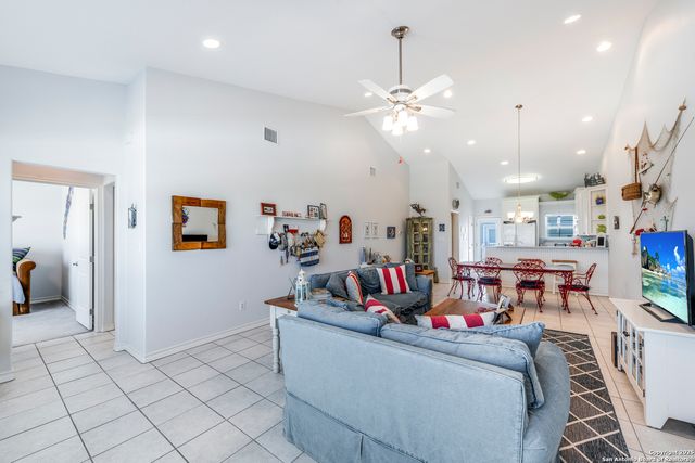 1901 S Station St #121, Port Aransas, TX 78373