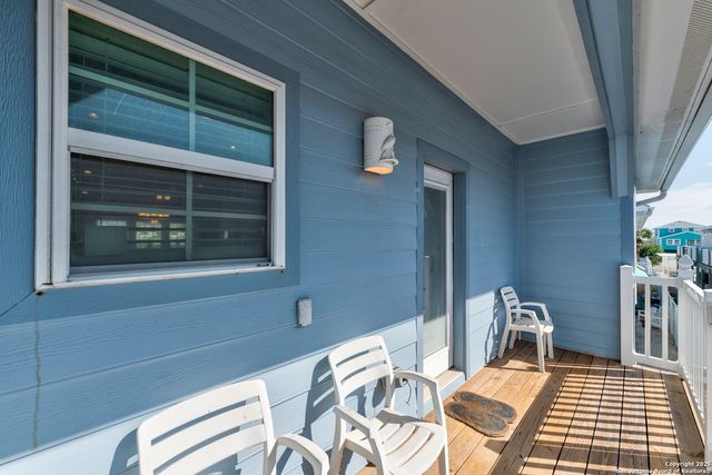 1901 S Station St #121, Port Aransas, TX 78373