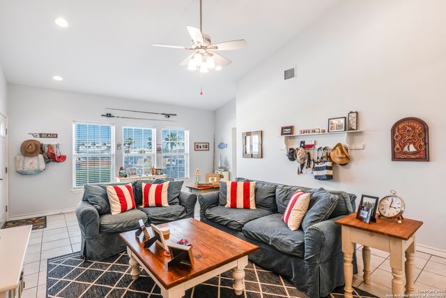 1901 S Station St #121, Port Aransas, TX 78373
