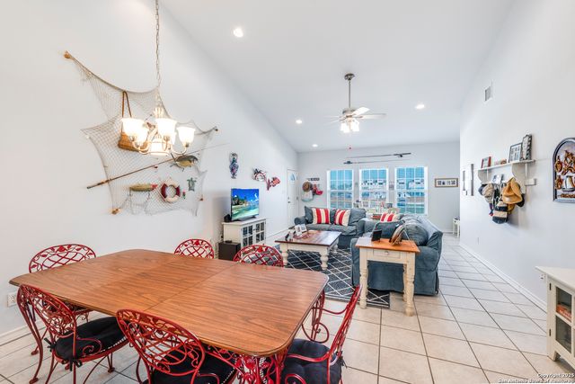 1901 S Station St #121, Port Aransas, TX 78373