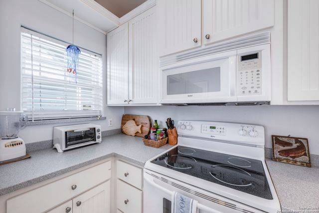 1901 S Station St #121, Port Aransas, TX 78373