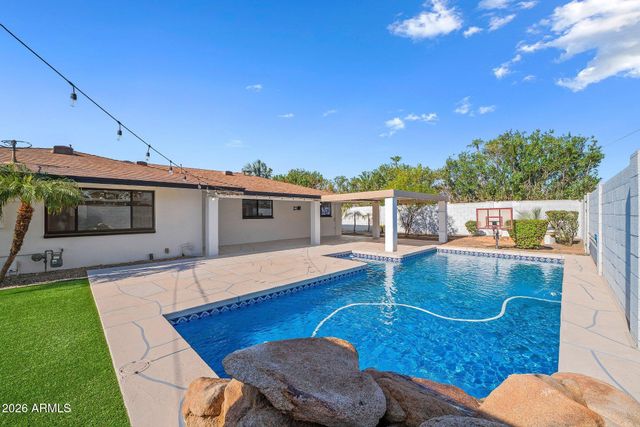 8302 E AVALON Drive, Scottsdale, AZ 85251