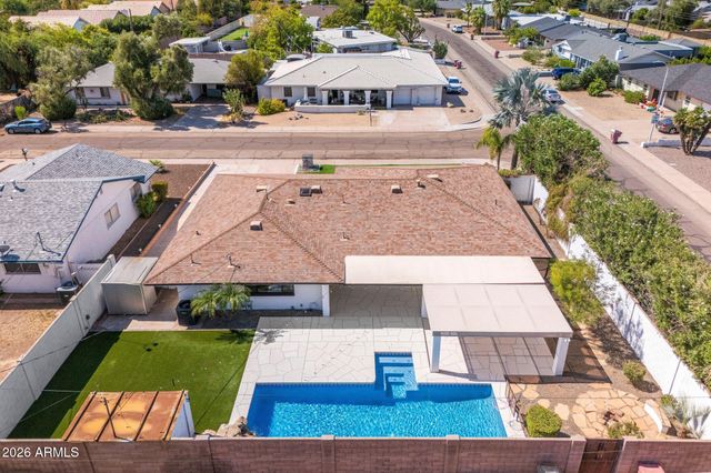 8302 E AVALON Drive, Scottsdale, AZ 85251