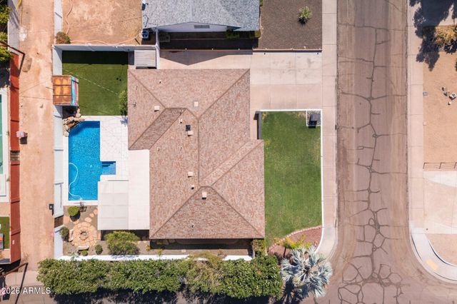 8302 E AVALON Drive, Scottsdale, AZ 85251