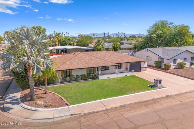8302 E AVALON Drive, Scottsdale, AZ 85251