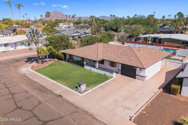 8302 E AVALON Drive, Scottsdale, AZ 85251