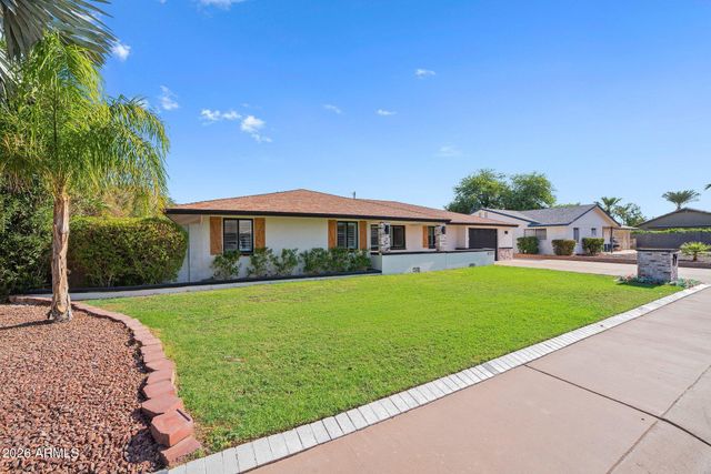 8302 E AVALON Drive, Scottsdale, AZ 85251